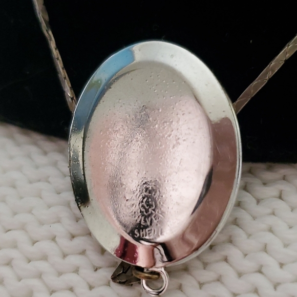 Silver locket necklace - Picture 3 of 4